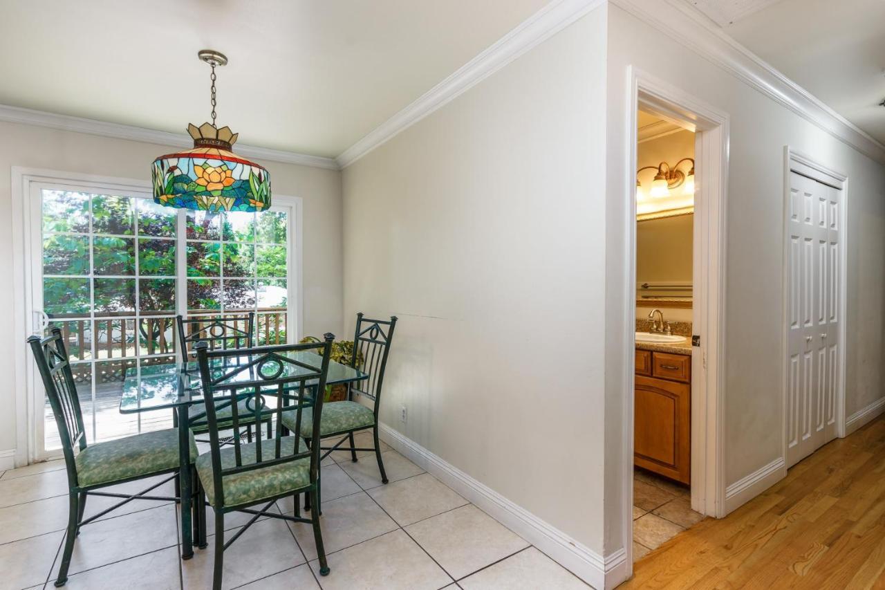 Creme De La Creme 1 Pet Friendly * Groveland